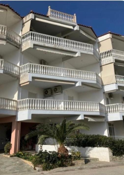Seasmiles Apartment Akrata Exterior foto